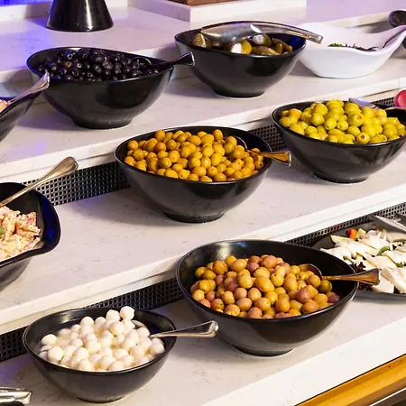 Seven Hills Palace & ホテル 3*