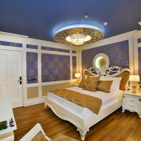 Seven Hills Palace & Отель