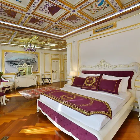 Seven Hills Palace & Отель