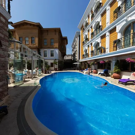 Отель Seven Hills Palace &