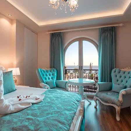 Otel Seven Hills Palace & 4*