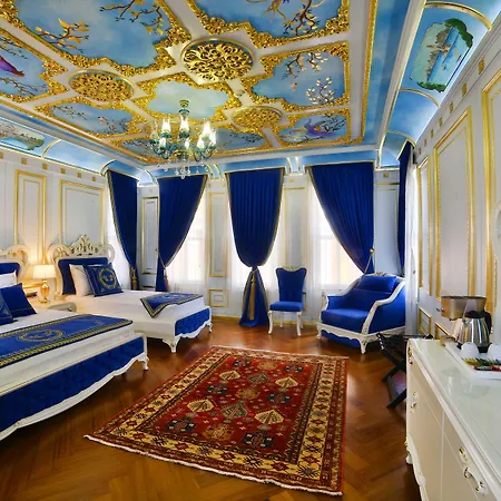 Отель Seven Hills Palace &