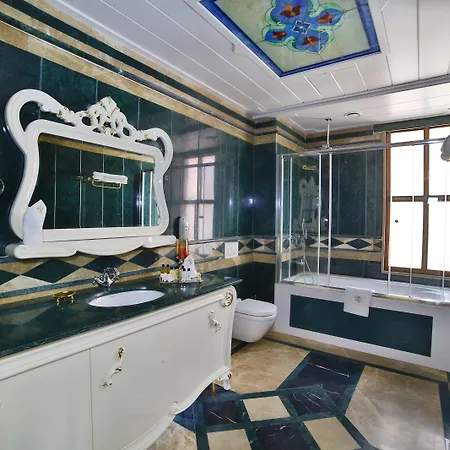 Seven Hills Palace &