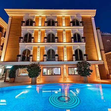 Seven Hills Palace &
