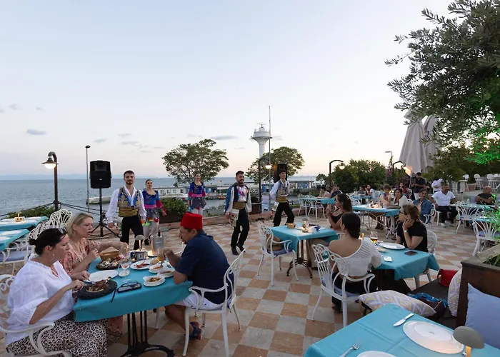 Seven Hills Palace & 酒店