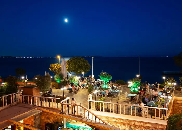 Seven Hills Palace & 酒店