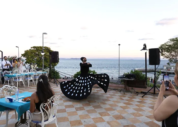 Seven Hills Palace & 酒店 3*