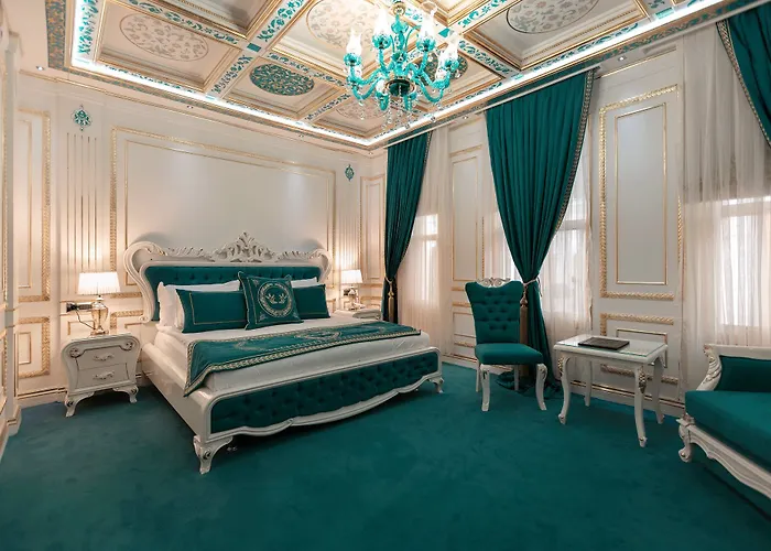 Seven Hills Palace & 3*